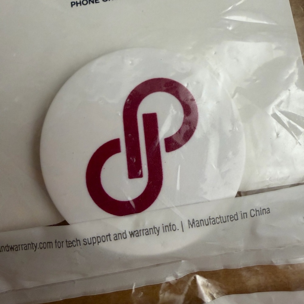 Poshmark PopSocket - Picture 4 of 5